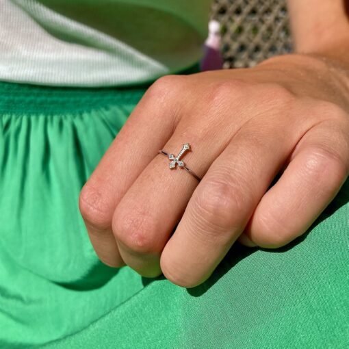 bague croix or blanc et diamants blancs or recyclé 18 carats aupiho joaillerie