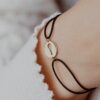bracelet cordon médaille clé or jaune 18 carats recyclé aupiho joaillerie