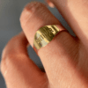 bague chevalière or jaune or recyclé 18 carats aupiho joaillerie