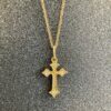 collier croix or jaune et diamants blancs or recyclé 18 carats aupiho joaillerie