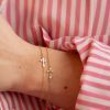 bracelet croix or et diamants illusion or jaune diamants blancs aupiho joaillerie