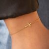 bracelet croix or jaune diamants blancs or recyclé 18 carats illusion aupiho joaillerie