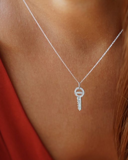 collier clé Sésame diamants blancs or blanc 18 carats recyclé aupiho joaillerie