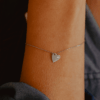 bracelet coeur chaine fine or jaune et diamant blanc or recyclé 18 carats aupiho joaillerie