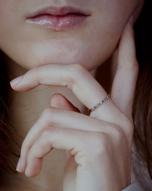 bague pierres précieuses or jaune 18 carats recyclé arc en ciel aupiho joaillerie