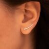 boucle d'oreille grimpante or jaune et diamants blancs or recyclé 18 carats stella aupiho joaillerie