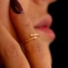 bague glam orteil petit doigt T'M diamant or jaune 18 carats aupiho joaillerie