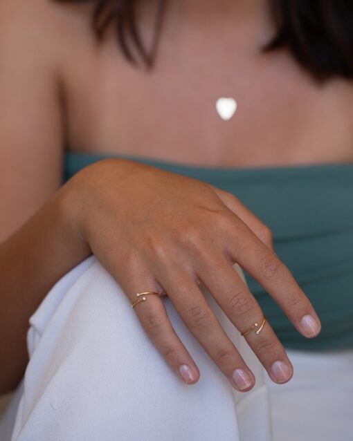 bague phalange or jaune et diamants blancs or recyclé 18 carats glam aupiho joaillerie