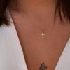 collier croix or jaune et diamants blancs or recyclé 18 carats romy aupiho joaillerie