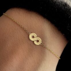 gold infinity bracelet 18k yellow gold Aria all gold chain aupiho jewellery