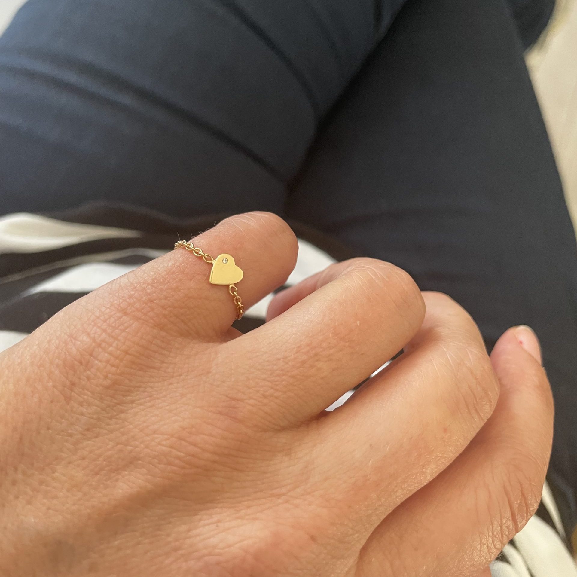 Bague chaîne : alliance de style et de modernité