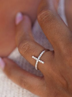 bague croix or captive barrette en diamants blancs or 18 carats recyclé aupiho joaillerie
